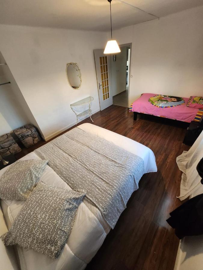 Flat Apartment Genay  Ngoại thất bức ảnh